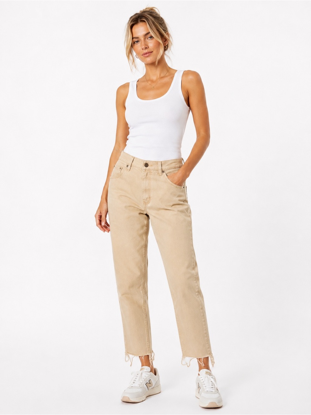 Something Navy Size 4 Women’s High-Rise Straight Leg Jeans in Beige